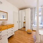 Modern Flat In Historic Center Daire *