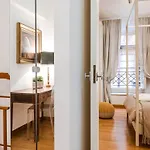 Modern Flat In Historic Center Daire Roma