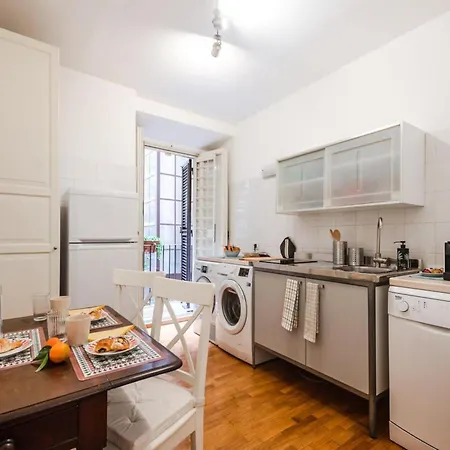 Lägenhet Modern Flat In Historic Center Rom
