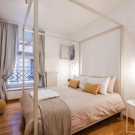 Lägenhet Modern Flat In Historic Center