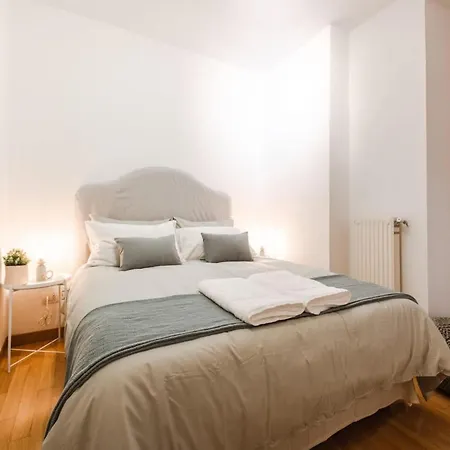 Modern Flat In Historic Center * Rom