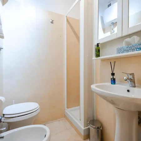 Lägenhet Modern Flat In Historic Center Rom